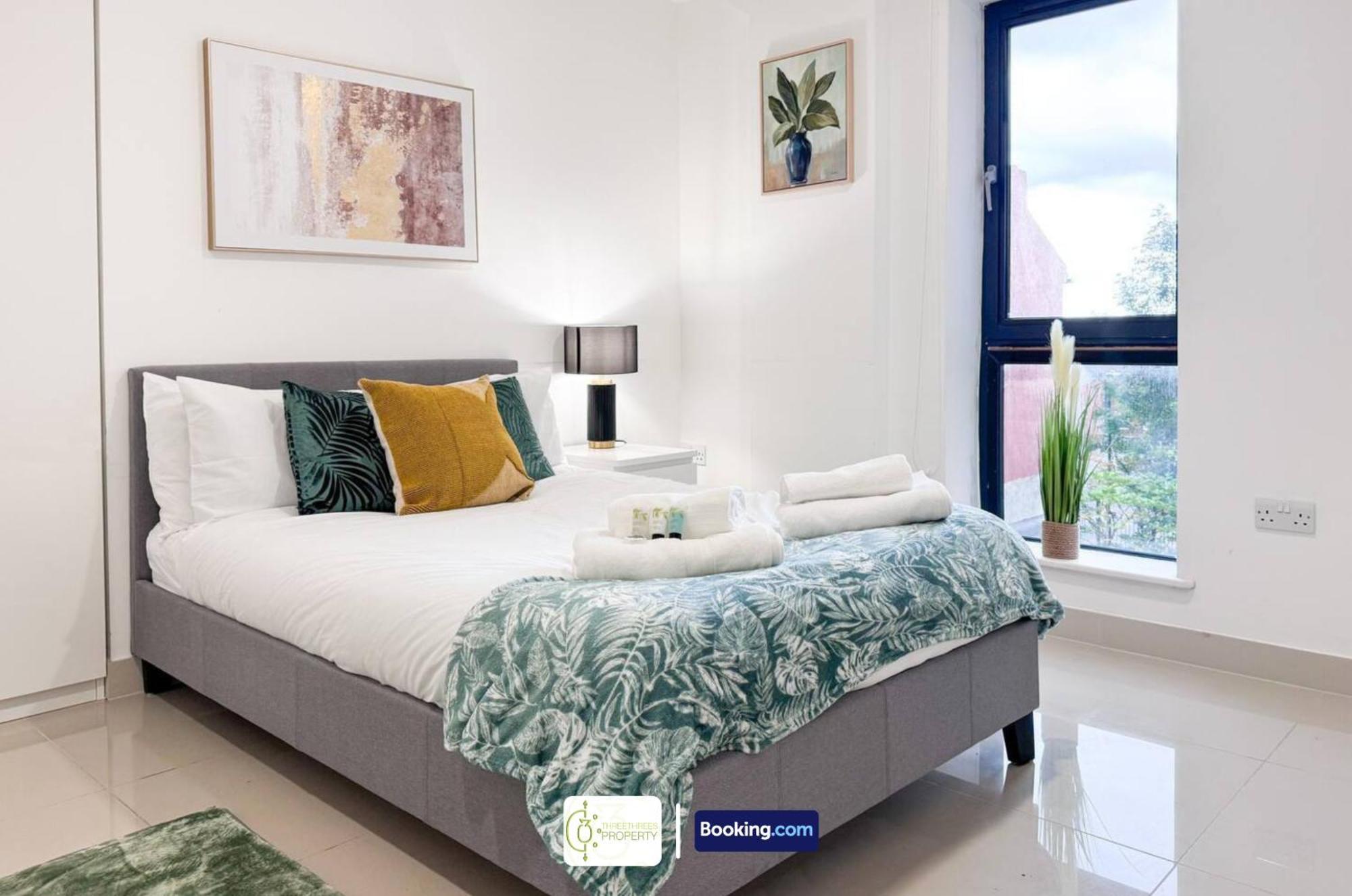 3 Bedroom Apt By Threethreethreesproperty Short Lets & Serviced Accommodation Leeds With Wi-Fi & Parking 外观 照片