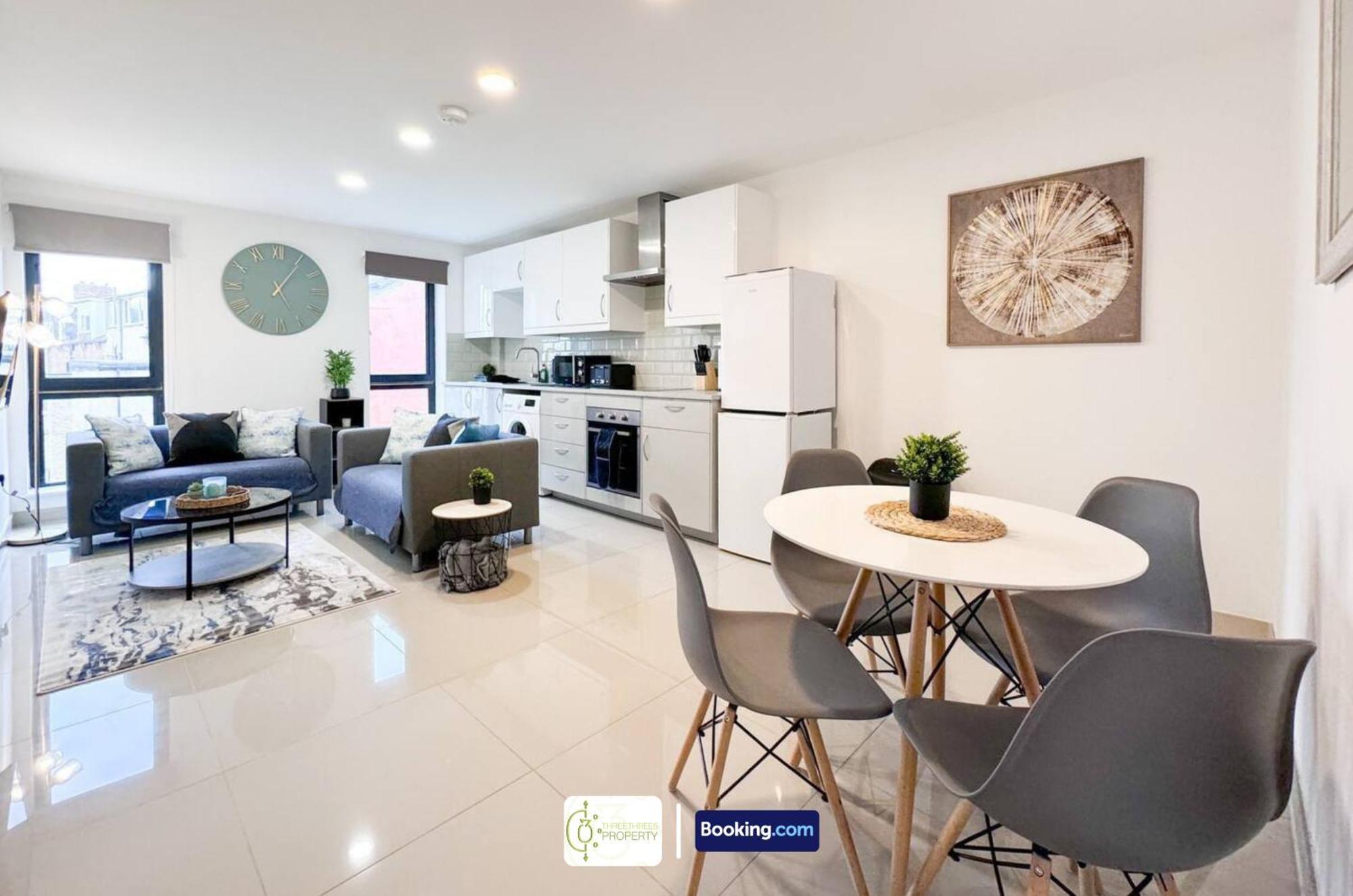 3 Bedroom Apt By Threethreethreesproperty Short Lets & Serviced Accommodation Leeds With Wi-Fi & Parking 外观 照片