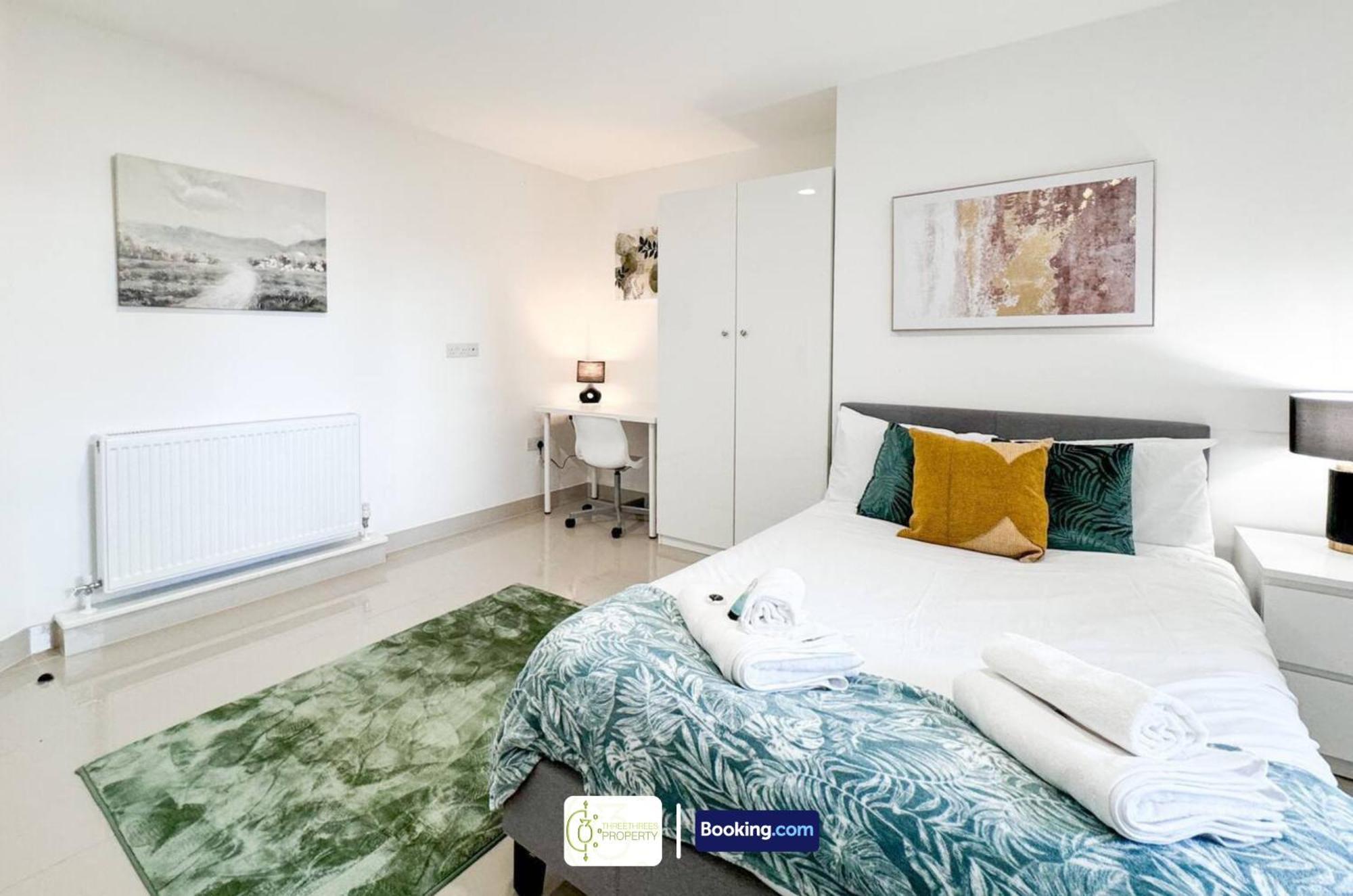 3 Bedroom Apt By Threethreethreesproperty Short Lets & Serviced Accommodation Leeds With Wi-Fi & Parking 外观 照片